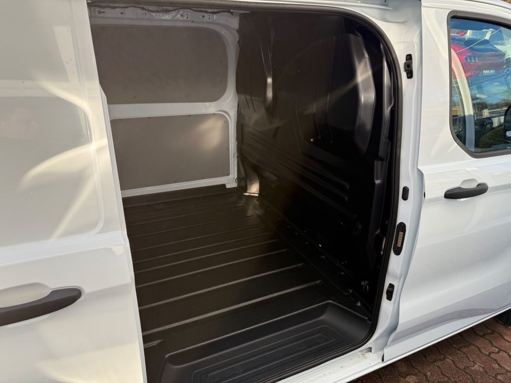 Ford Transit Custom 2025