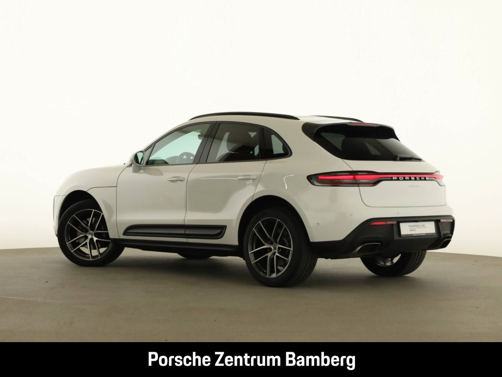 Porsche Macan 2024