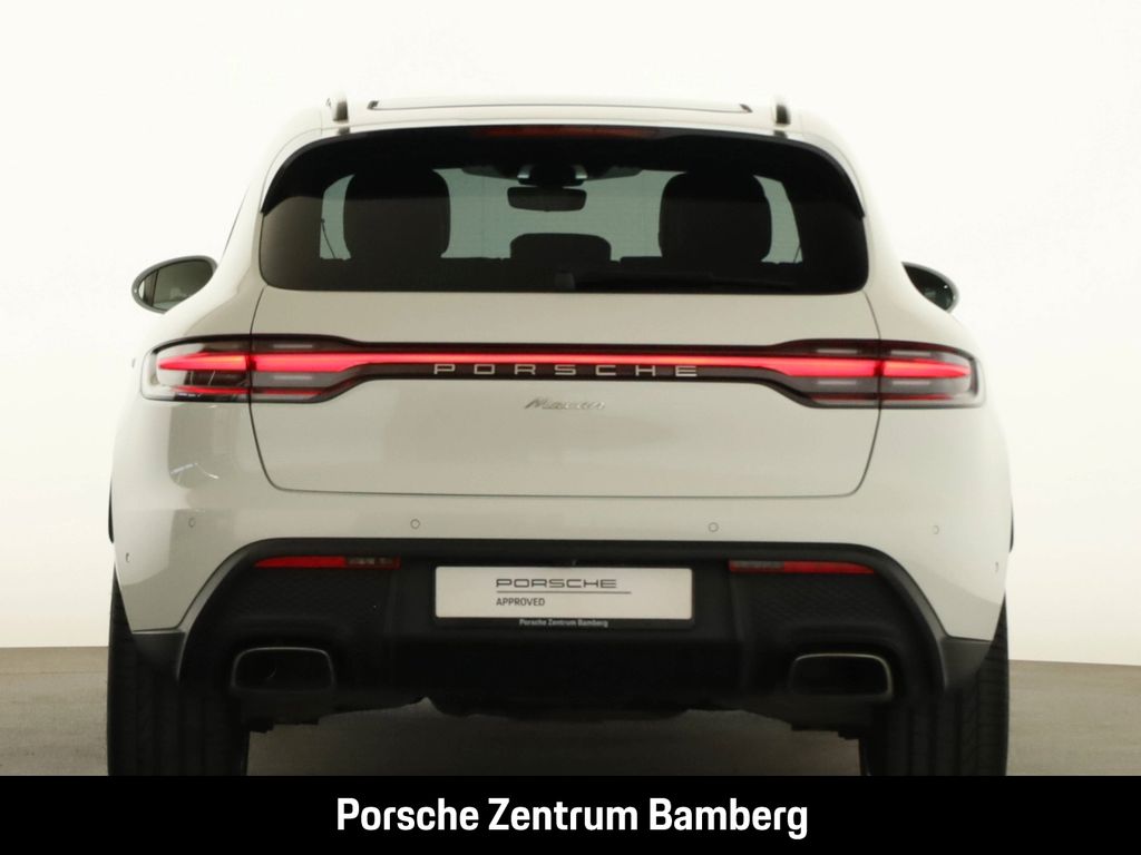 Porsche Macan 2024