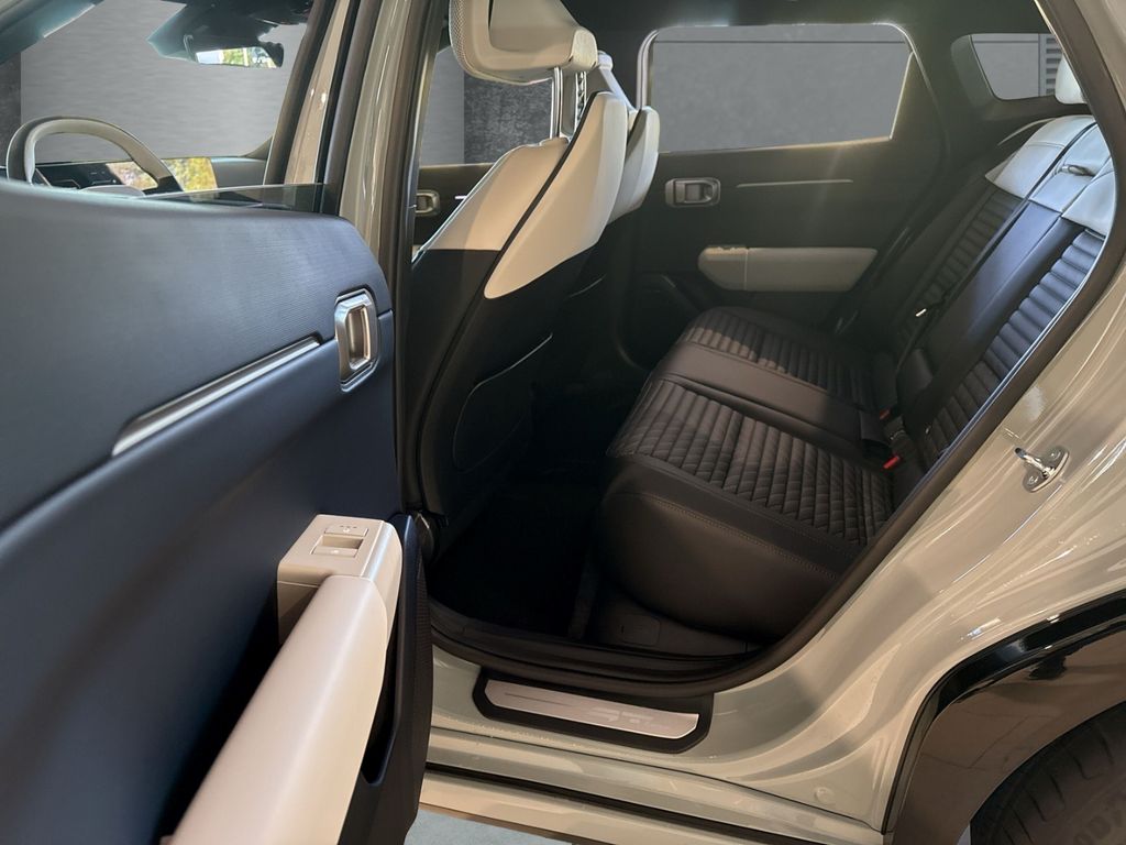 Kia EV4 2025