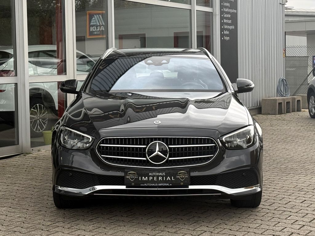 Mercedes-Benz E 300 2023