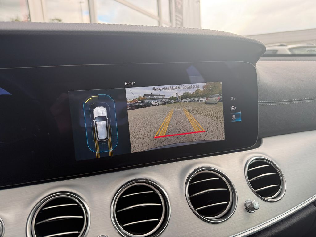 Mercedes-Benz E 300 2023