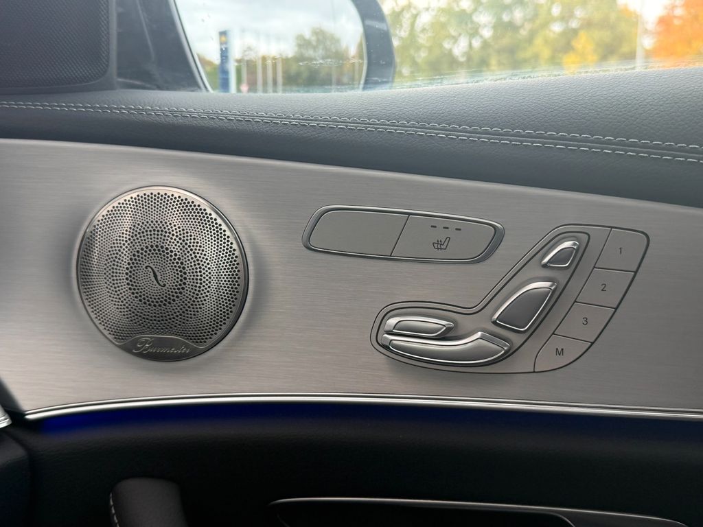 Mercedes-Benz E 300 2023