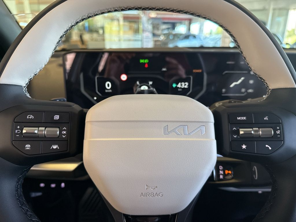 Kia EV4 2025