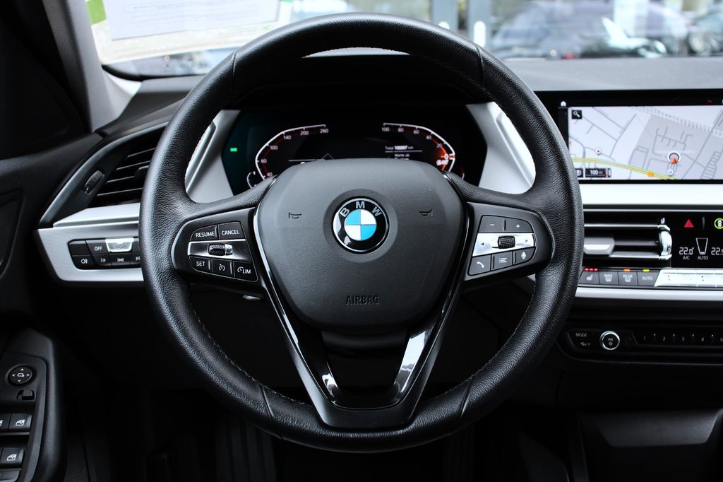 BMW 116 2022