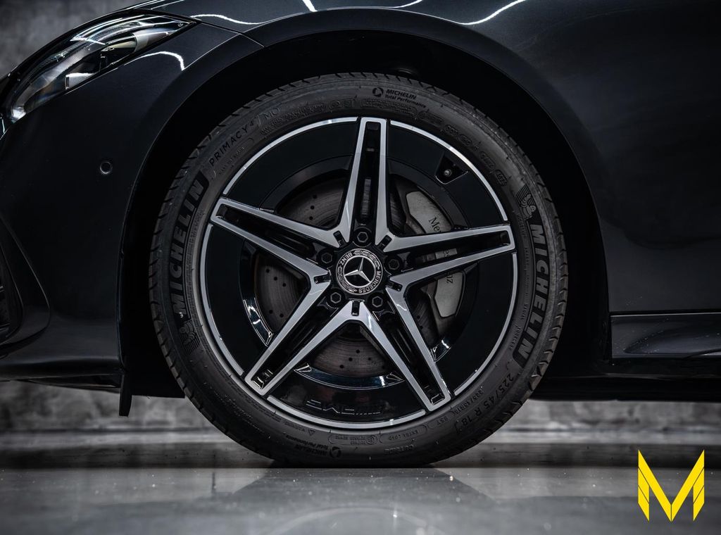 Mercedes-Benz C 300 2024