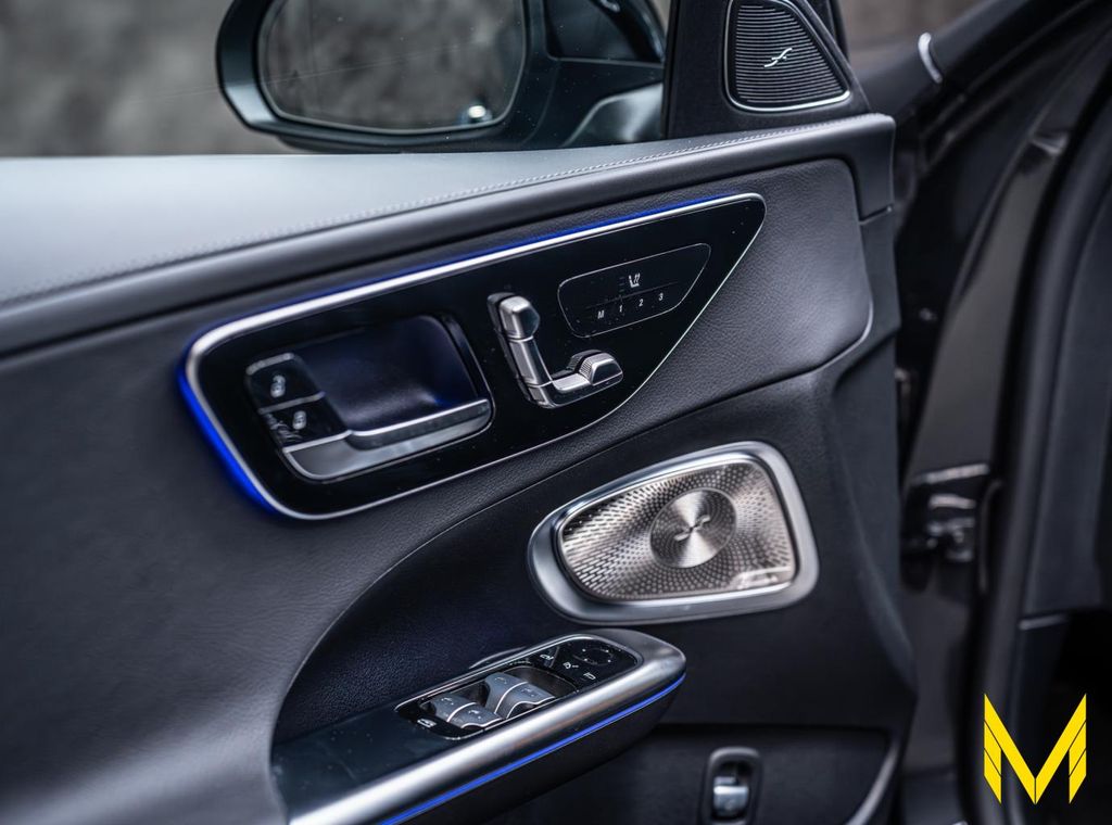 Mercedes-Benz C 300 2024