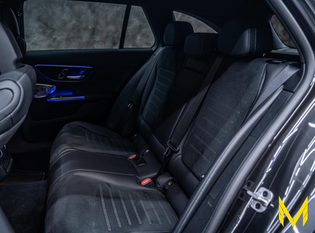 Mercedes-Benz C 300 2024