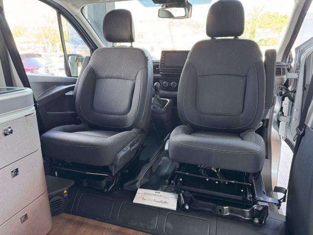 Nissan Primastar 2025