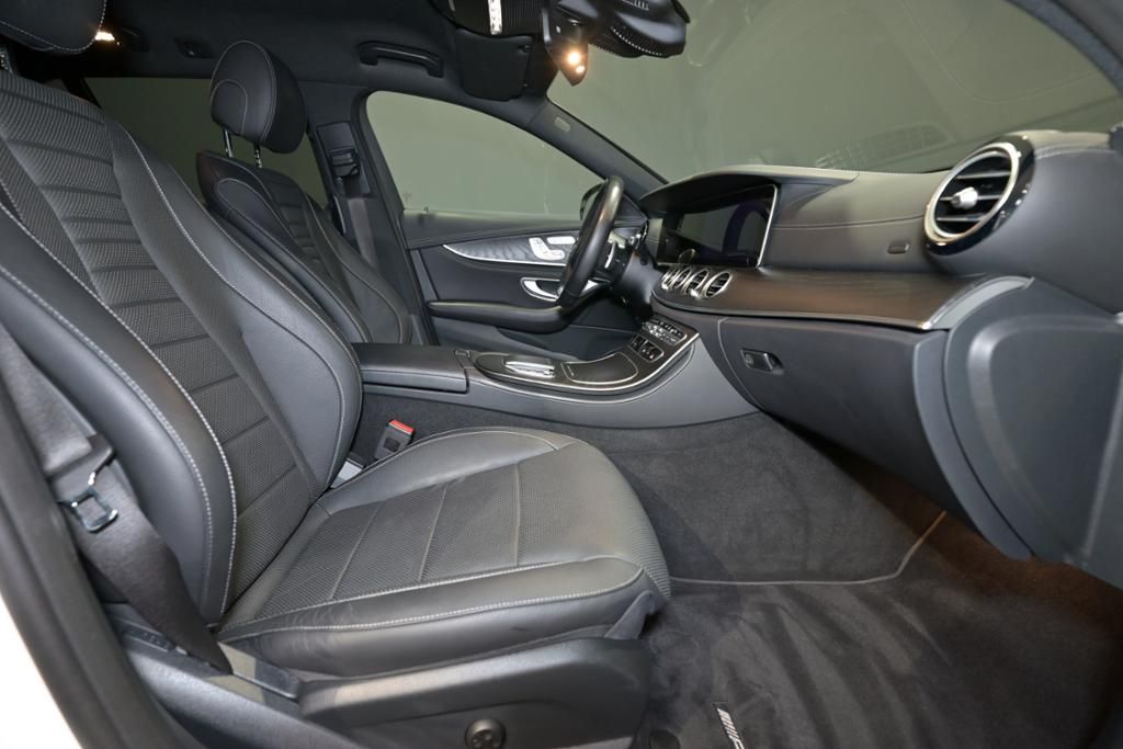 Mercedes-Benz E 300 2022