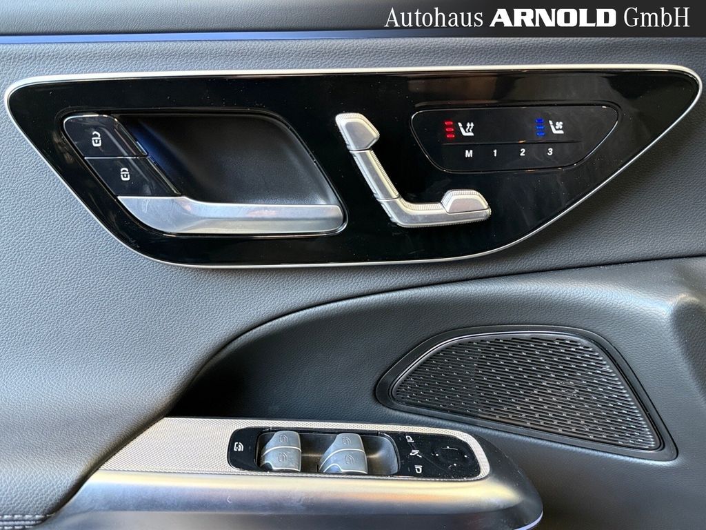 Mercedes-Benz E 300 2023