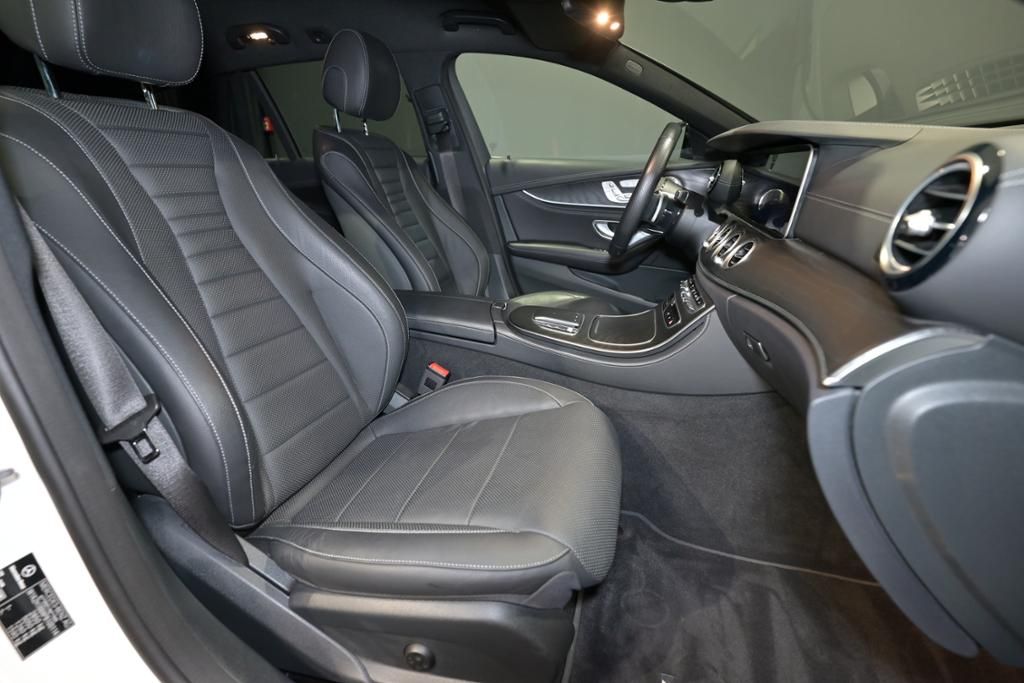 Mercedes-Benz E 300 2022