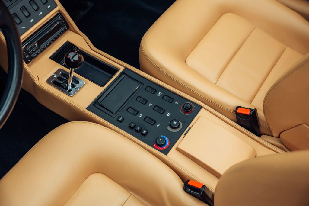 Ferrari Mondial 1993