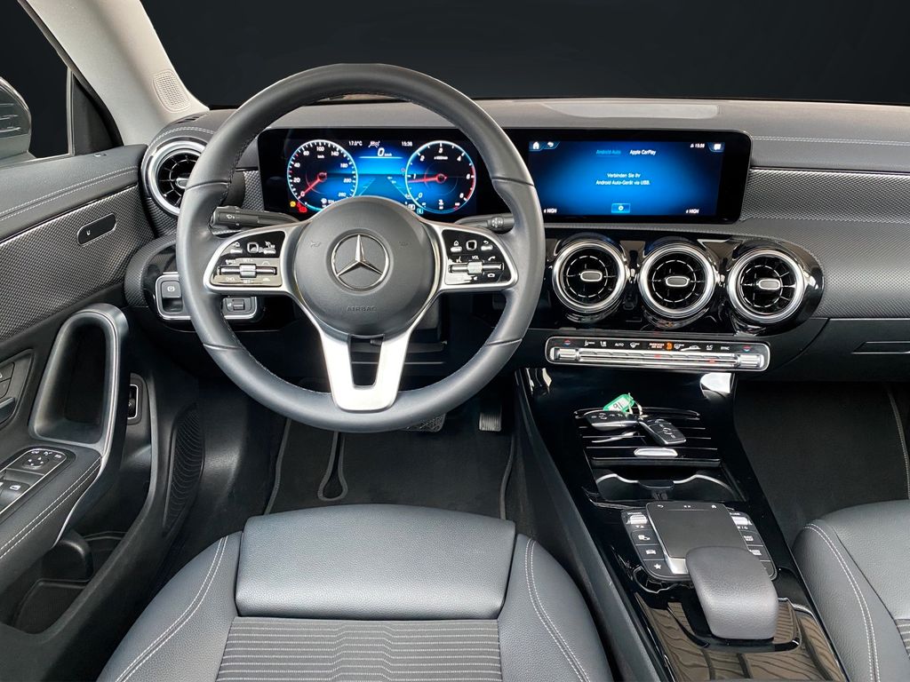 Mercedes-Benz CLA 200 2022