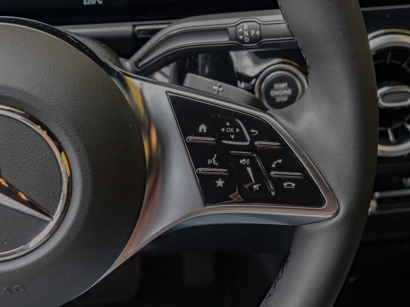 Mercedes-Benz B 220 2024