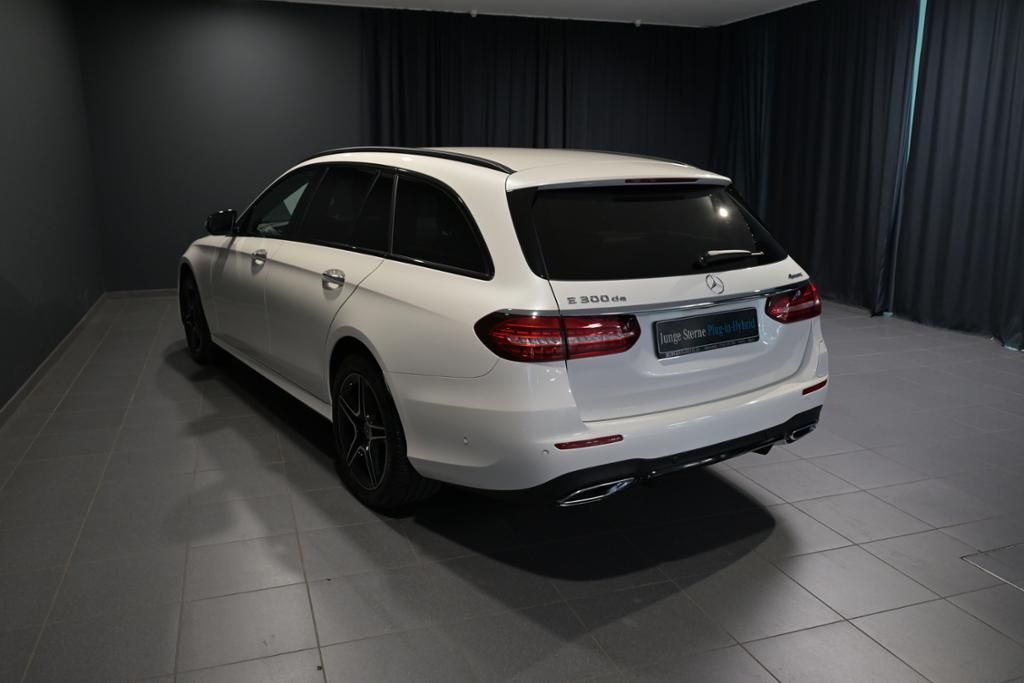 Mercedes-Benz E 300 2022
