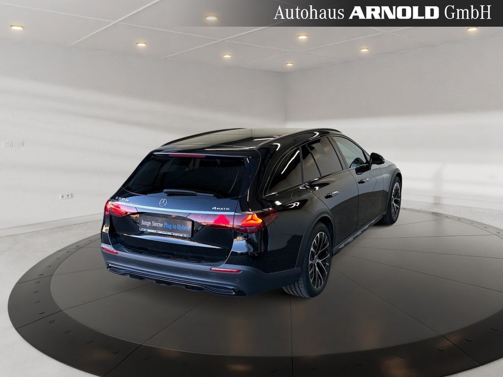 Mercedes-Benz E 300 2023