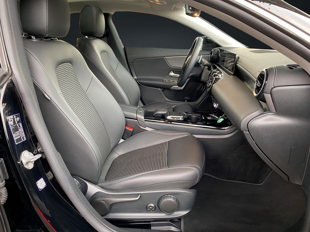 Mercedes-Benz CLA 200 2022