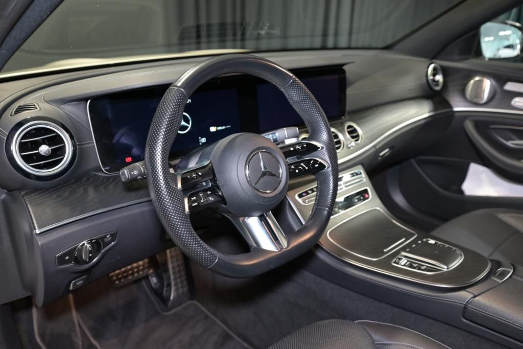Mercedes-Benz E 300 2022