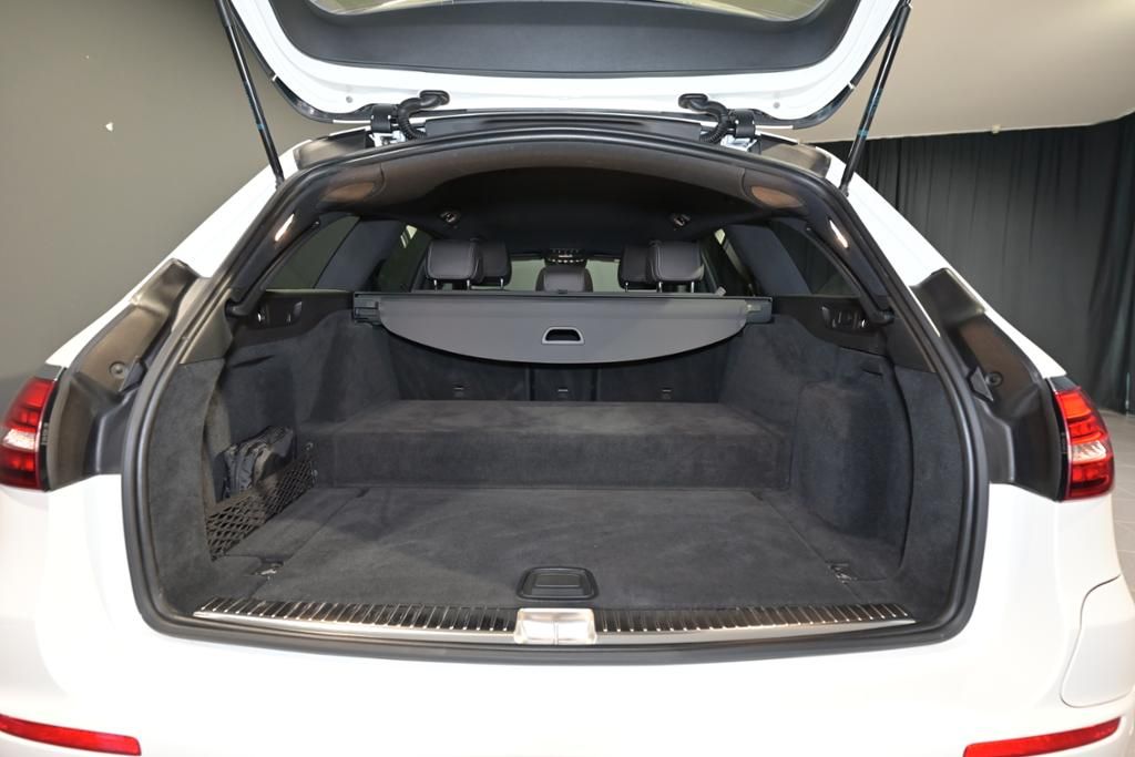 Mercedes-Benz E 300 2022