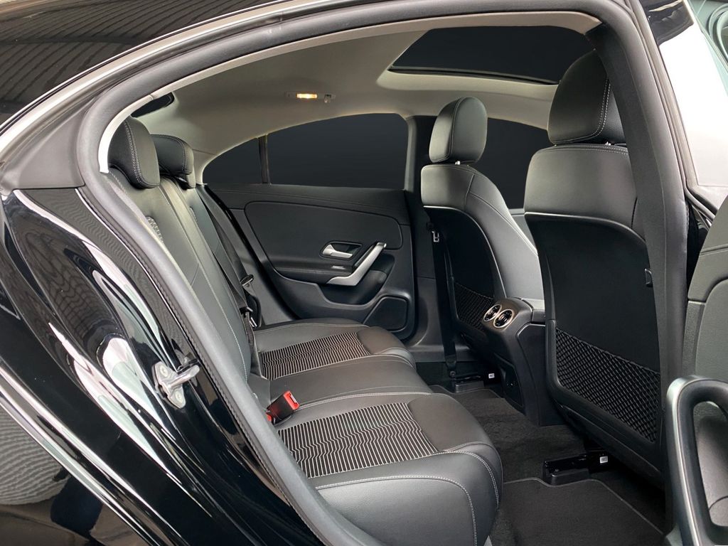 Mercedes-Benz CLA 200 2022