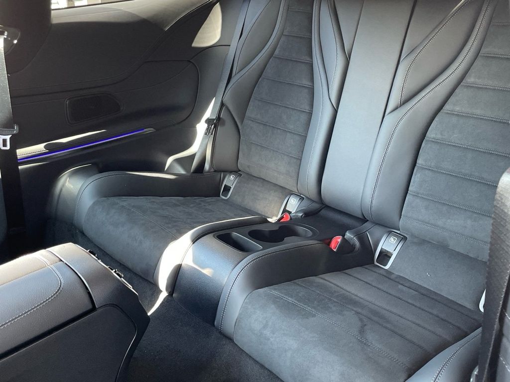 Mercedes-Benz CLE 200 2025