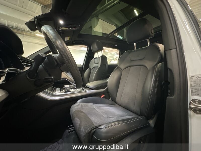 Audi Q7 2024