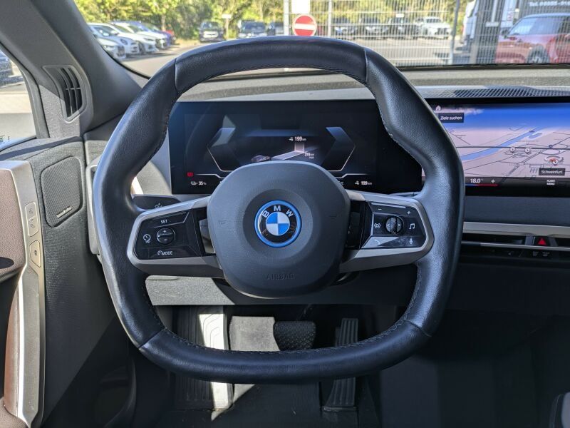 BMW iX 2022