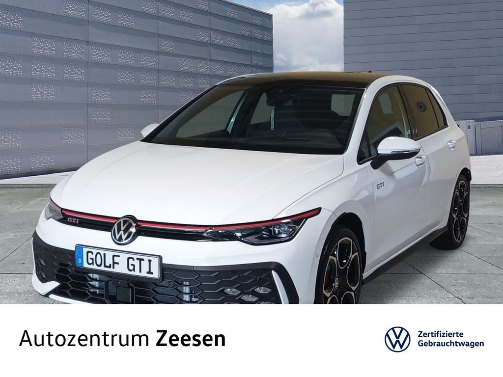 Volkswagen Golf 2025