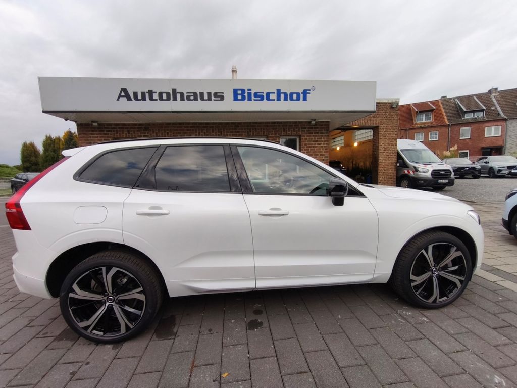 Volvo XC60 2025