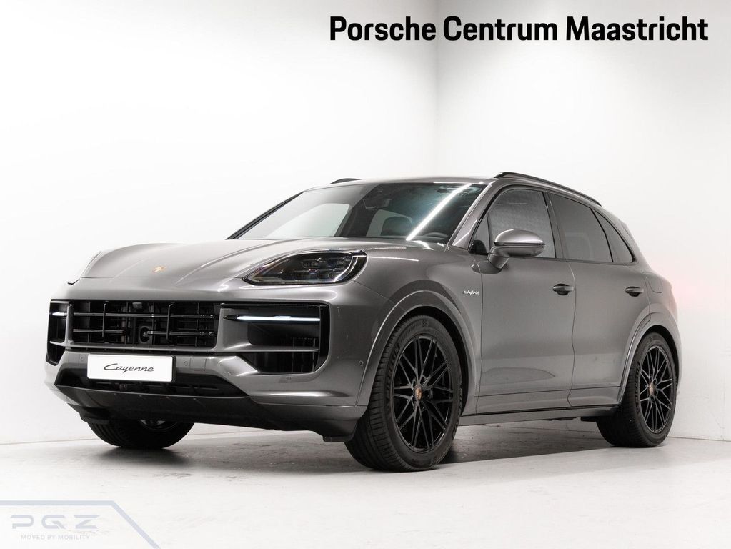 Porsche Cayenne 2025