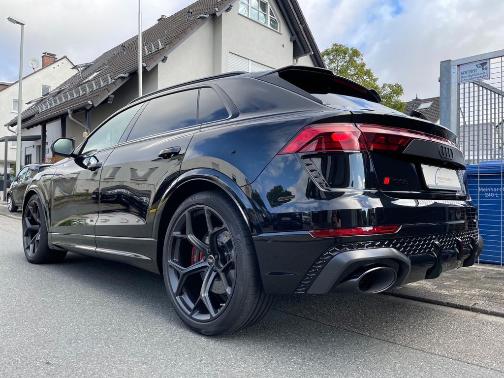 Audi RSQ8 2025