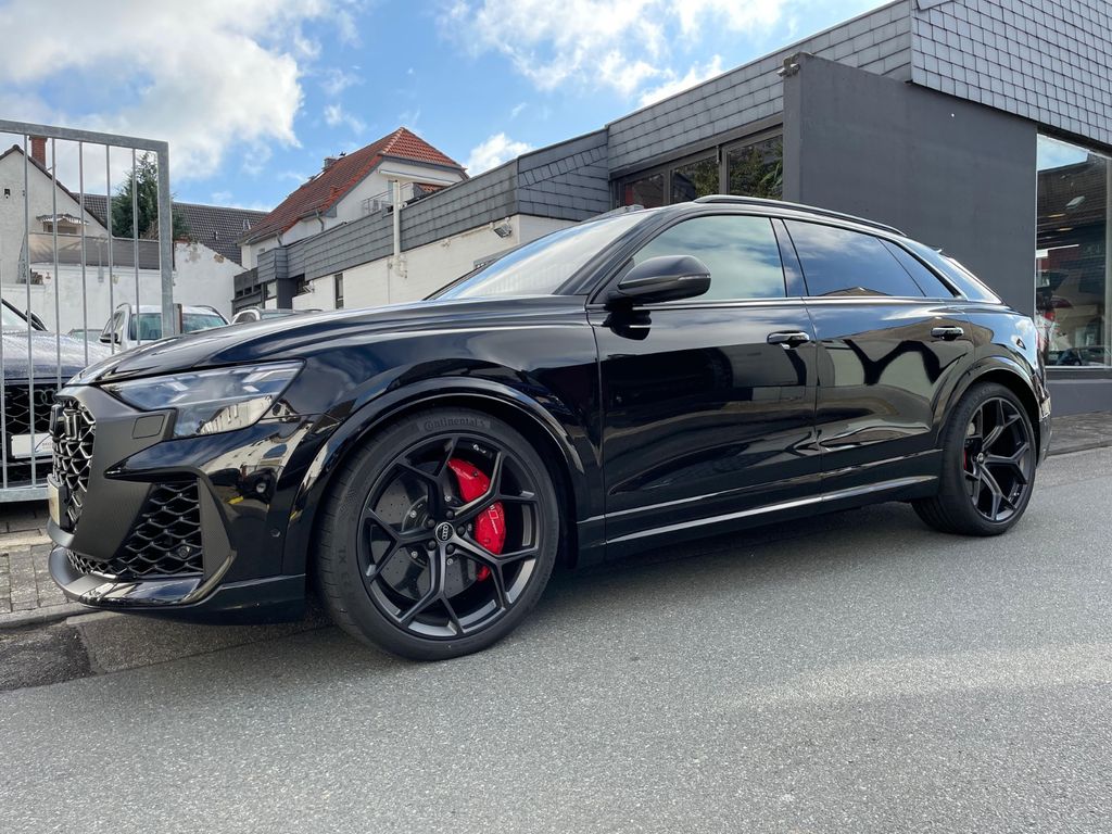 Audi RSQ8 2025