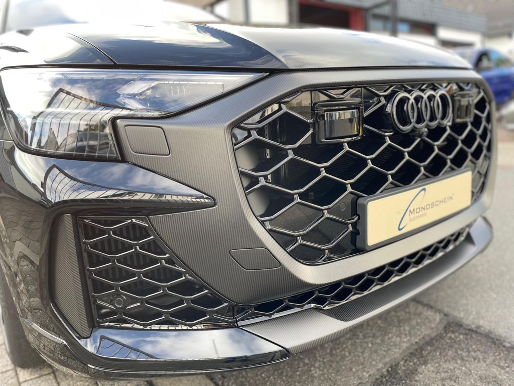 Audi RSQ8 2025