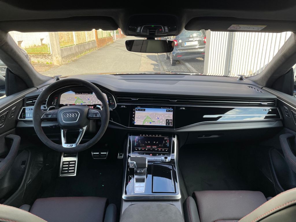 Audi RSQ8 2025