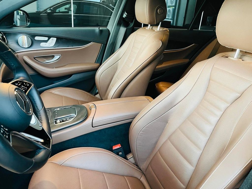 Mercedes-Benz E 300 2024