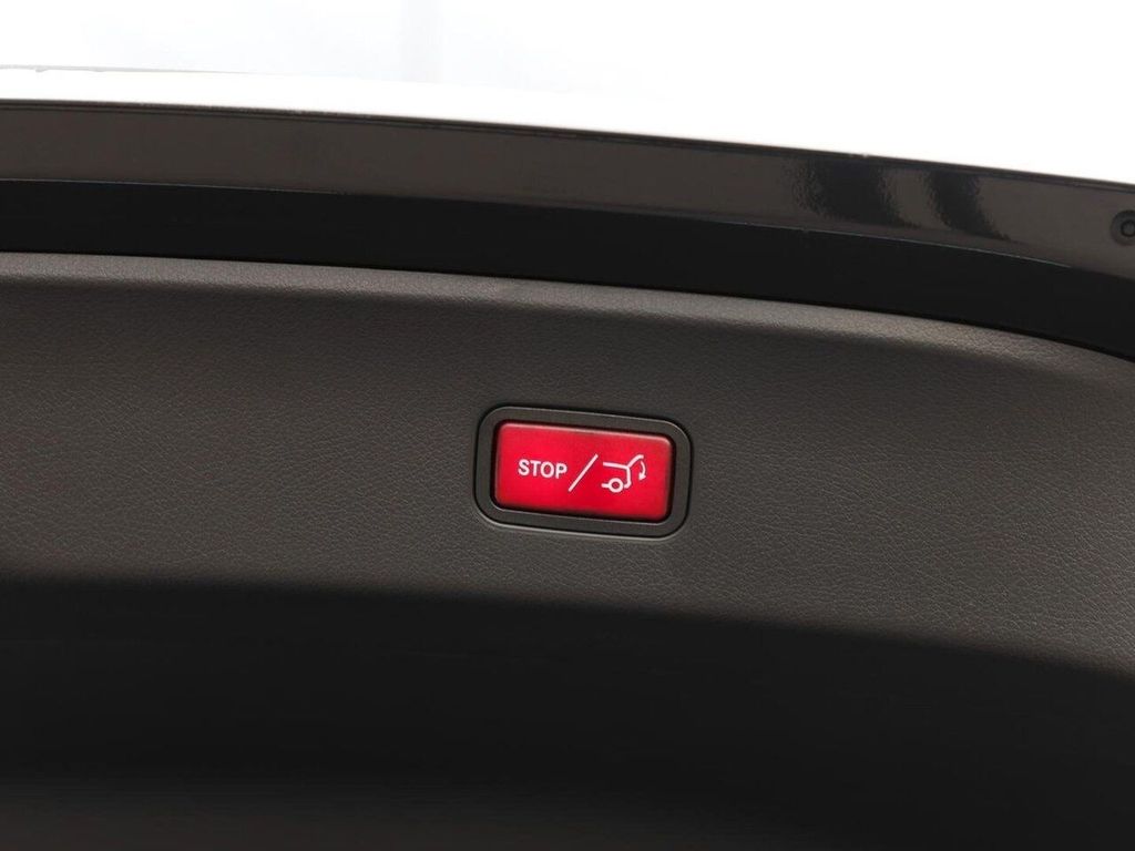 Mercedes-Benz Other 2025