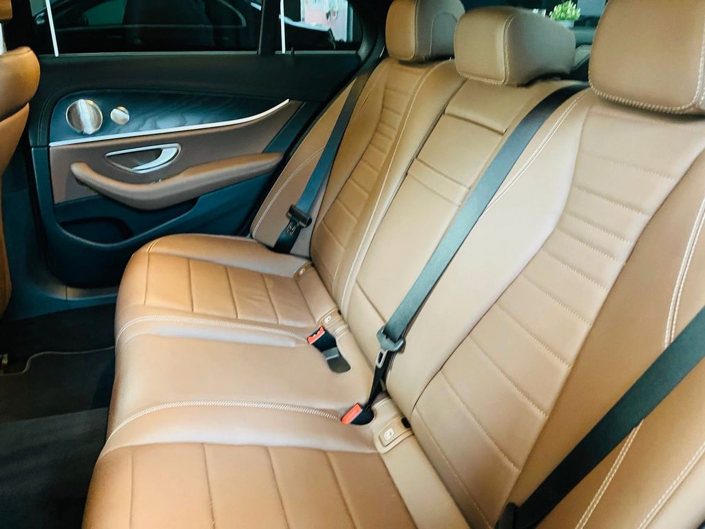 Mercedes-Benz E 300 2024