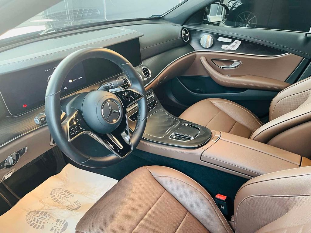 Mercedes-Benz E 300 2024