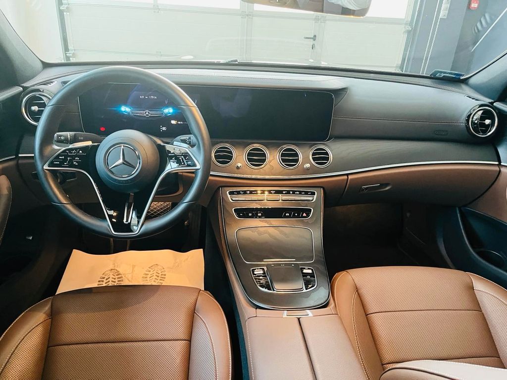 Mercedes-Benz E 300 2024