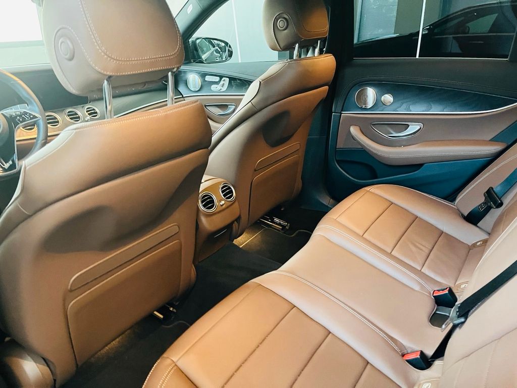 Mercedes-Benz E 300 2024