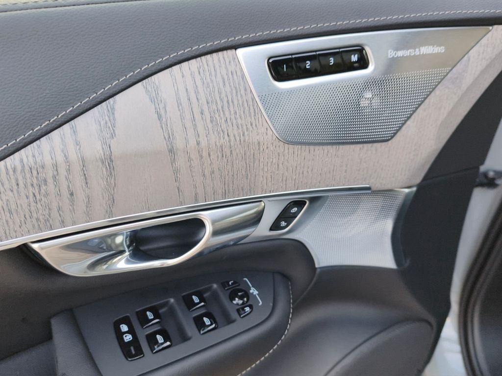 Volvo XC90 2024