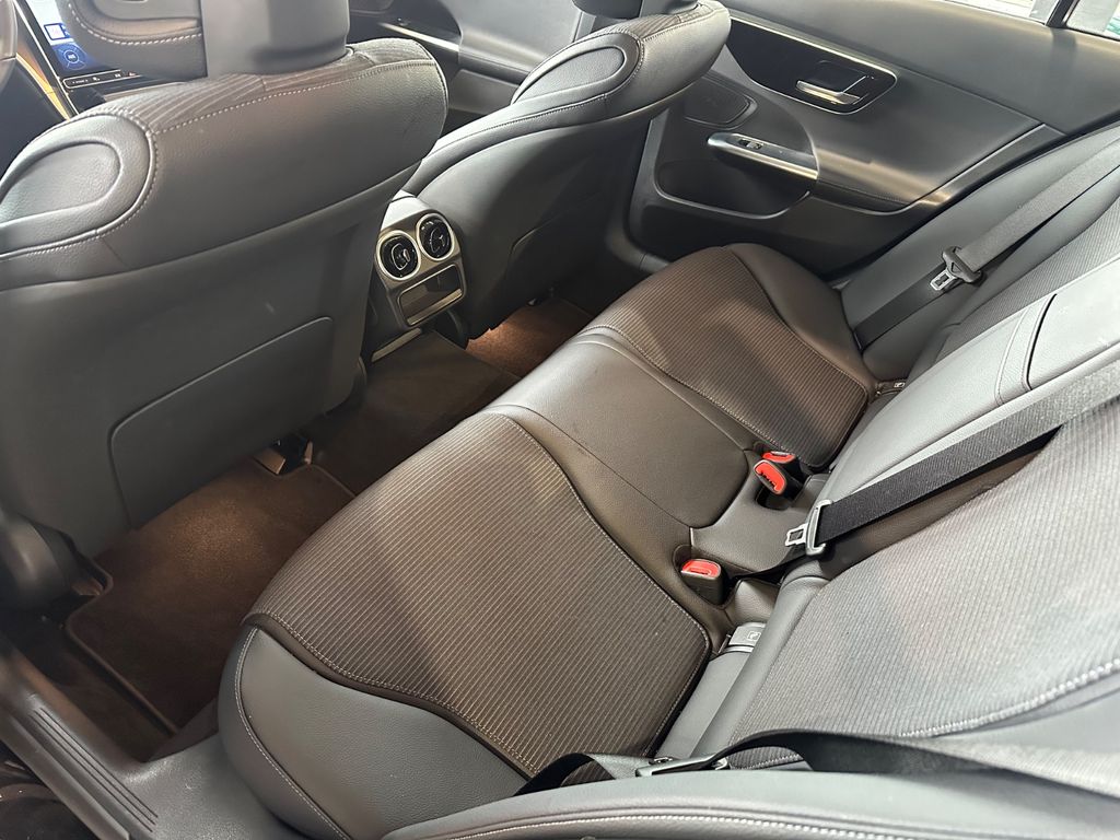 Mercedes-Benz C 200 2024