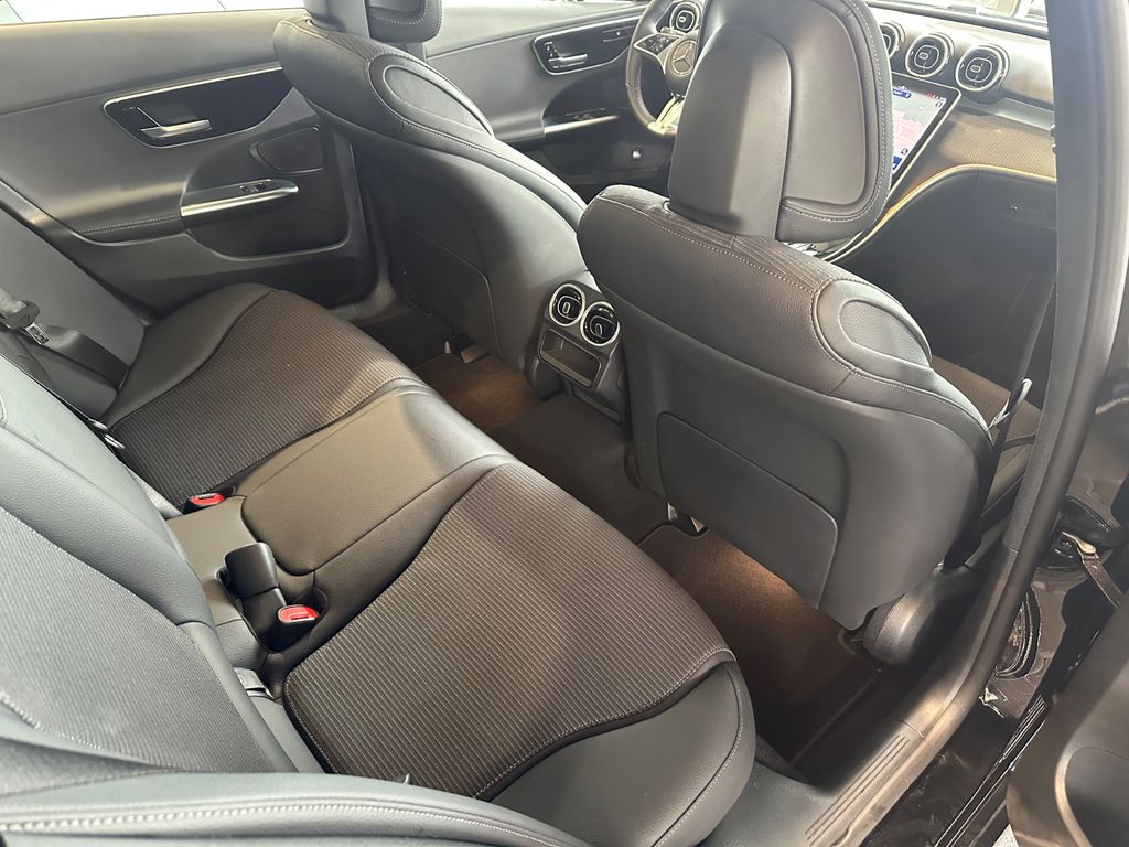 Mercedes-Benz C 200 2024