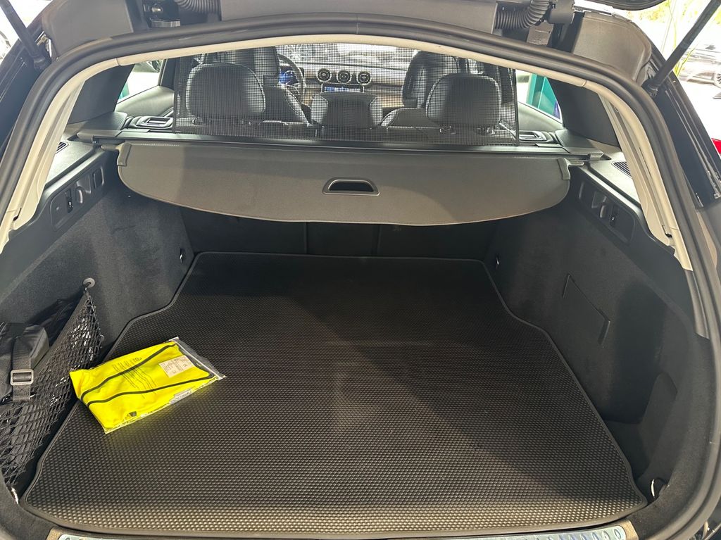 Mercedes-Benz C 200 2024