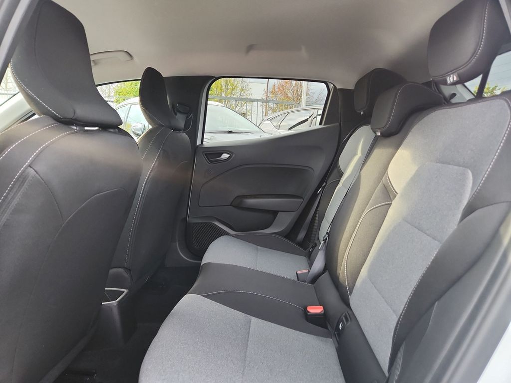 Mitsubishi Colt 2024