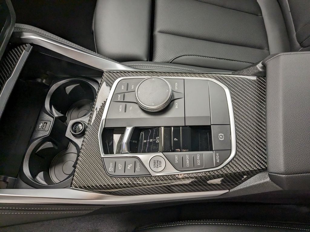 BMW M240i 2025
