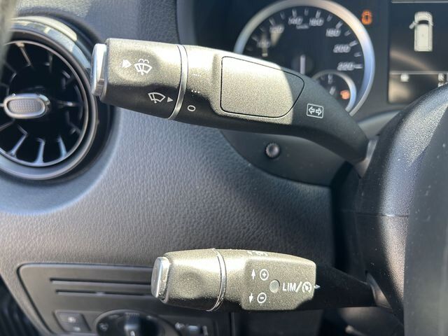 Mercedes-Benz Vito 2023