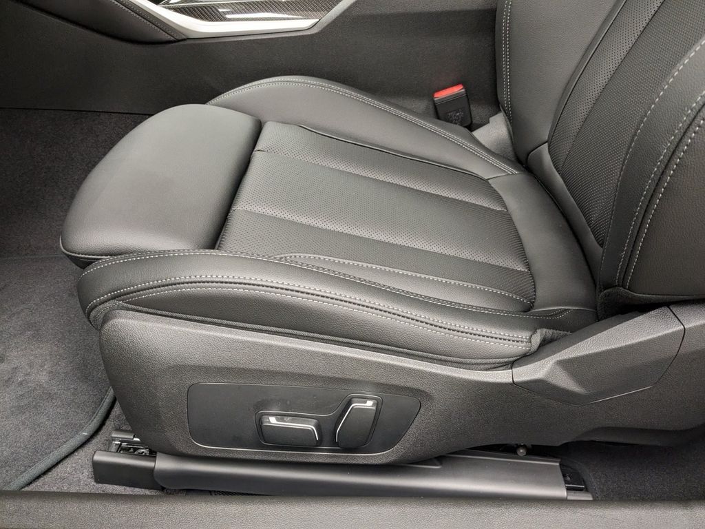 BMW M240i 2025