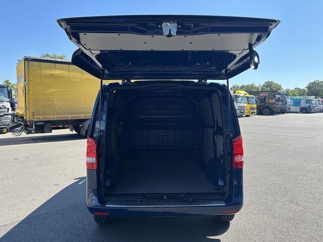 Mercedes-Benz Vito 2023